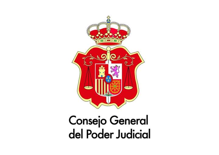 Hemos salido de Fiscalía, con el compromiso de reunirnos periódicamente. Nos han escuchado, comprendido, y han tomado nota de nuestras propuestas. Y como no dejamos de luchar, entramos a otra reunión importantísima. Nos recibe El Consejo General del Poder Judicial. Vamos allá!
