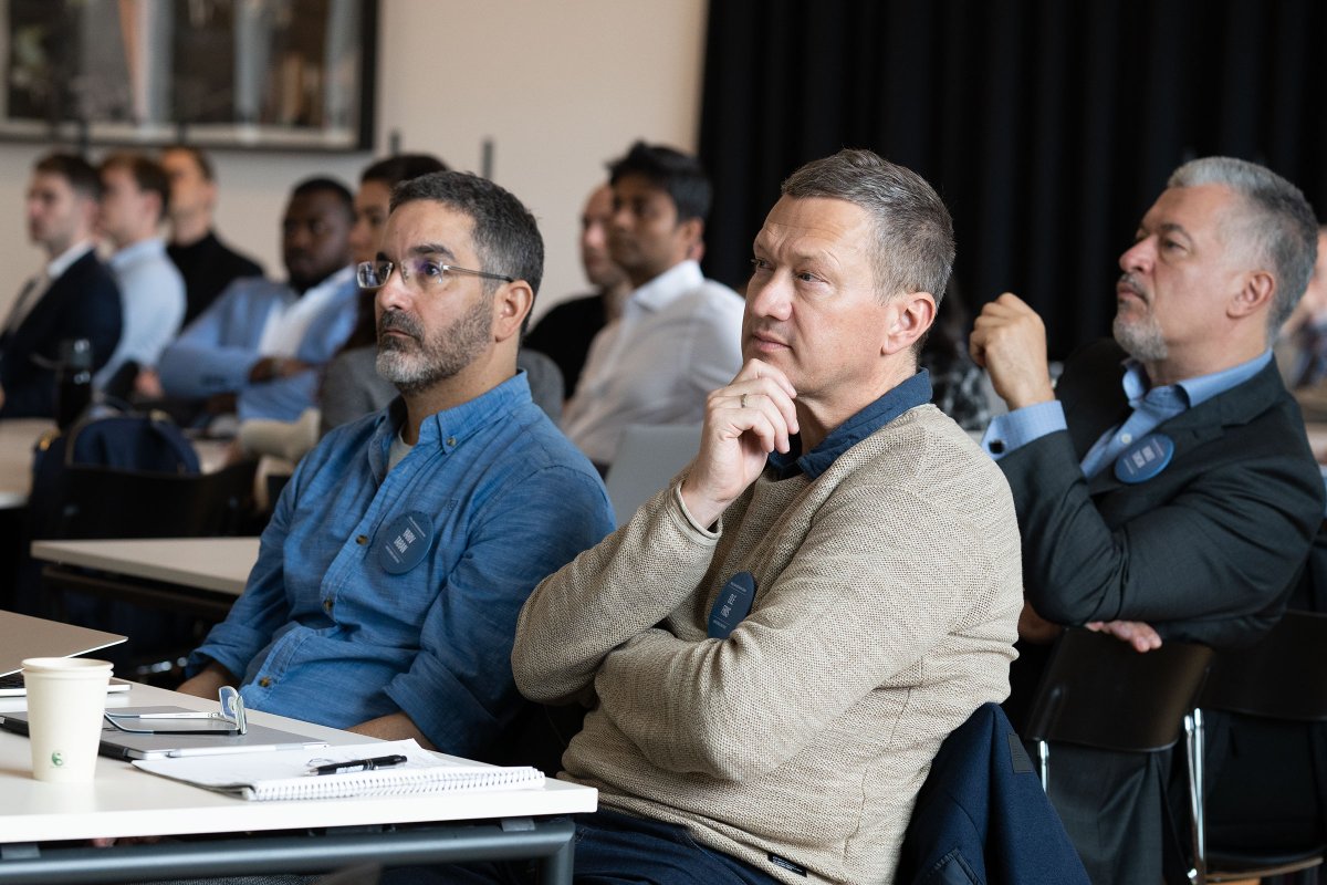 #businessmodelconference is running and the first paper presentations #bmc21cph