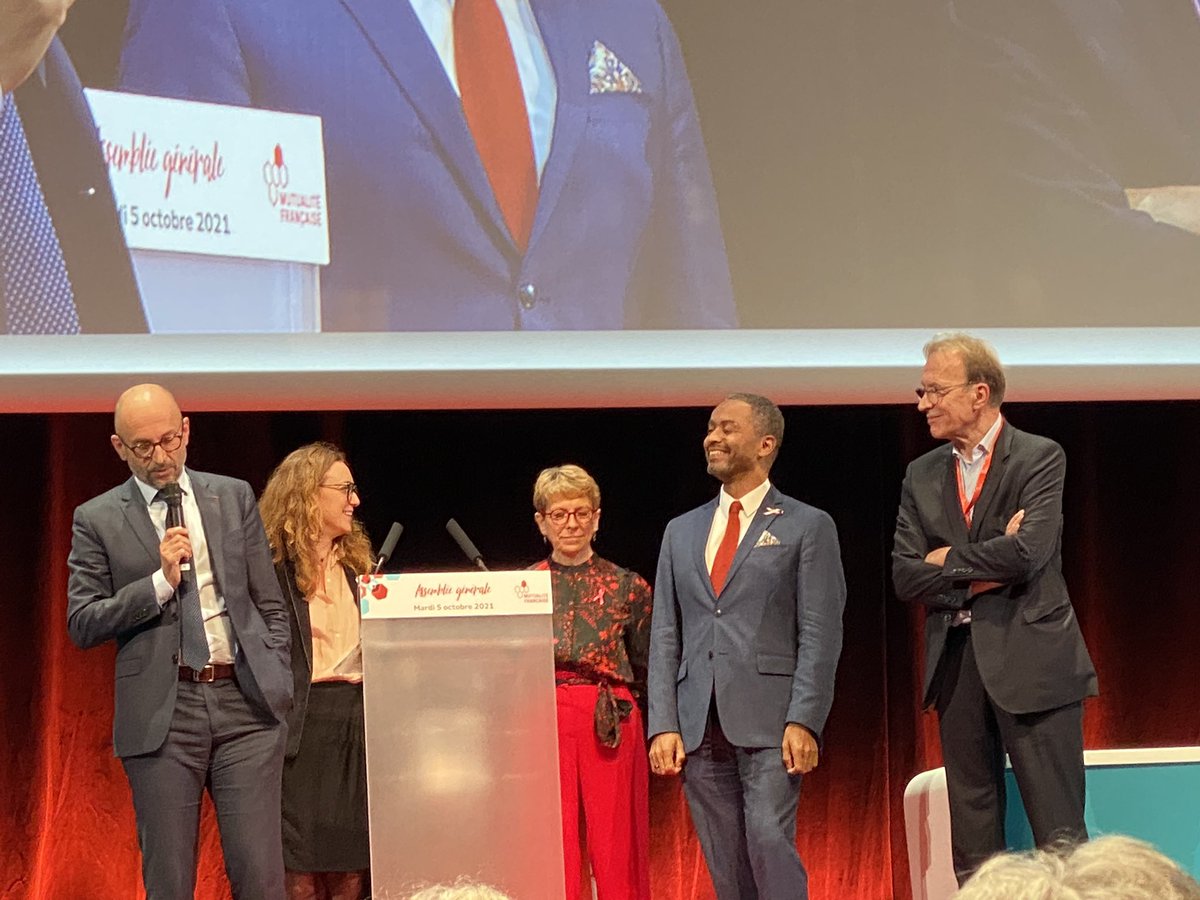 StfanyRoger's tweet photo. Félicitations à toi @EChenut pour ton élection à la présidence de la @mutualite_fr un parcours militant au service des adhérents,patients,assurés sociaux et l’émancipation des citoyens. Très belle reconnaissance de ton parcours par tes pairs mutualistes @groupe_mgen @Groupe_VYV https://t.co/FXlqpbE5jj