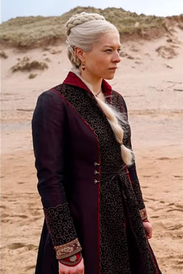 nat_clothing's tweet photo. Movie costume of Rhaenyra Targaryen from House of the Dragon, prequel to Game of Thrones. Why gold jewels instead of usual Targaryen silver? https://t.co/Lvs6uQn8LX
#moviecostumes #stagecostumes #RhaenyraTargaryen #HouseoftheDragon #GameofThrones #nationalclothing #folkdress https://t.co/g1SYLarV1z