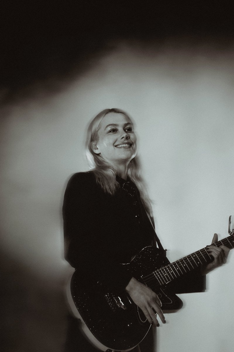 waterybrain's tweet photo. .@phoebe_bridgers last night in birmingham sorry i keep neglecting twitter https://t.co/XJmyrhlTBk