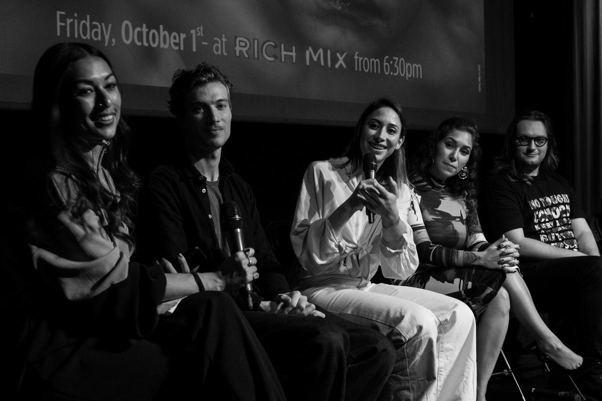 shortsontap's tweet photo. Here's some photos from last Friday's #DRAMATHON screening. Thank you @RichMixLondon! Pix by @FraRagazzi. Full album here: https://t.co/imskwbil68 @JadeAnouka @Irene1791 @FloKosky @EsmeHicks @MishaVertkin @Bastendo @OnAirFilm @ErenKaplan97 @dcmfilmmaker @Portia_Hlubi @marijngmaas https://t.co/MR9maykbYa