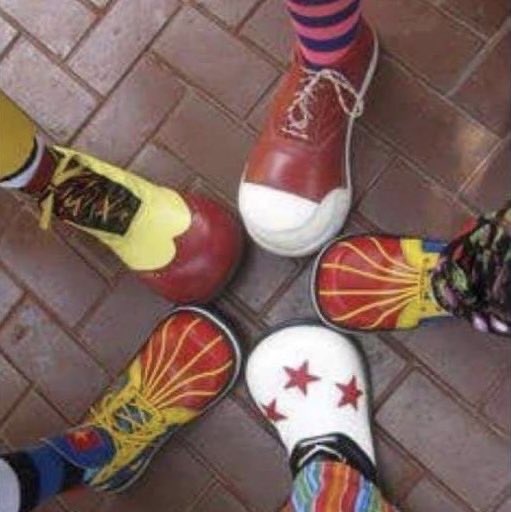 reunión de los que pensábamos que volvía el canto del loco