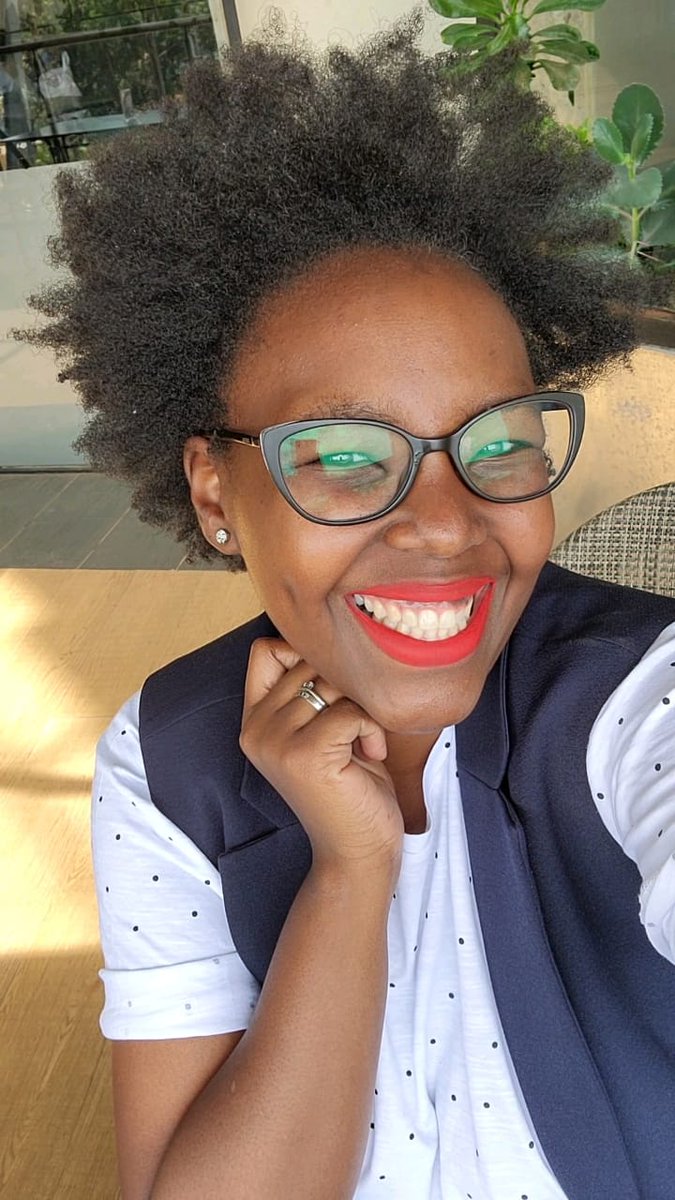 KarugaIsabel's tweet photo. Here’s to wishing you a Q4 as bright as my lipstick 😬…and hopefully smoother than my eyebrows 😄 https://t.co/uyQAb5ubCU