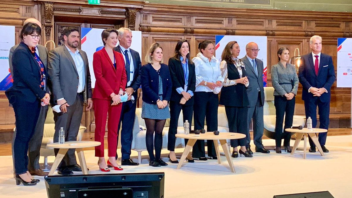 👏 Encore félicitations à tous les lauréats des #PrixChooseFrance !🏆

→  Prix Transition écologique : <a href="/NS_Golbey/">Norske Skog Golbey</a>
→  Prix  Compétitivité &amp; Innovation : <a href="/XFAB_FOUNDRY/">X-FAB</a>
→ Prix Cohésion &amp; Solidarité : <a href="/CLAASFrance/">CLAAS France</a>
→  Prix Relance : @Chiesifrance
→  Prix Talents : <a href="/ProcterGamble/">Procter & Gamble</a>