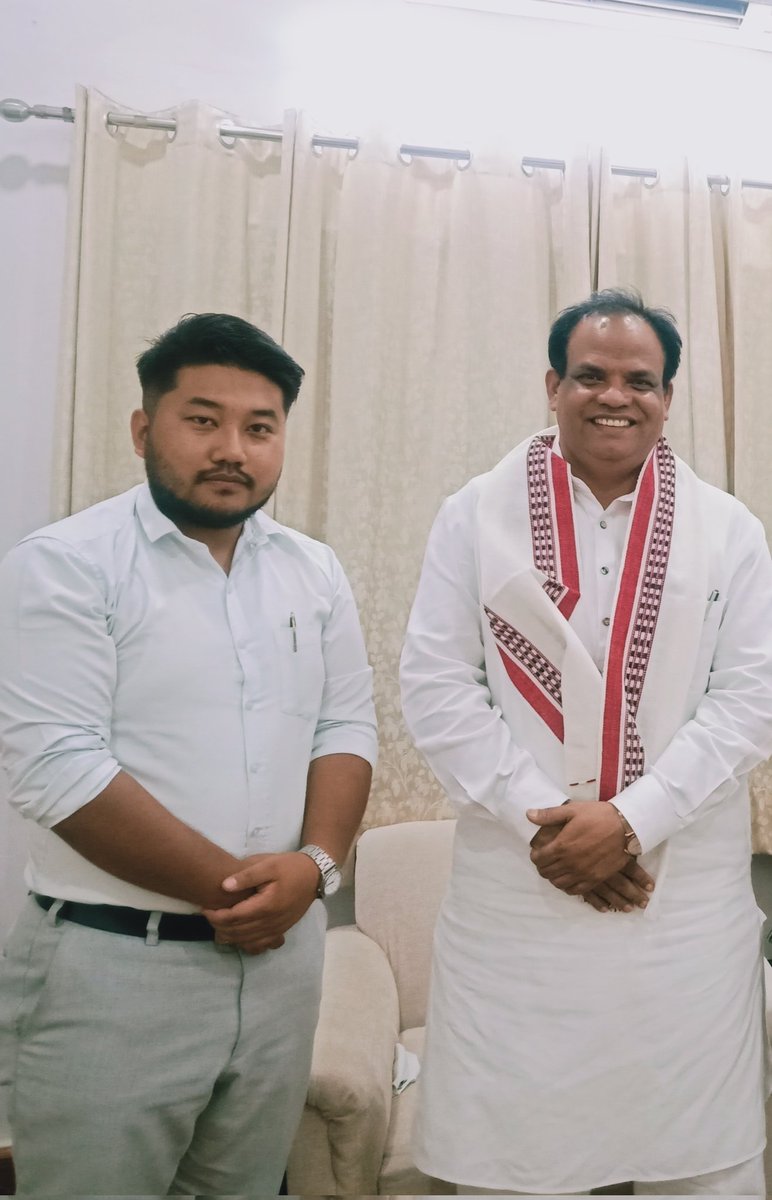Kritinganba Leishangthem (@kritinganba) on Twitter photo Called on Shri @johnbarlabjp ji (Hon'ble Union Minister of State for Minority Affairs) at his residence at Delhi and discussed about his visit to CCPur District and had a conversation about the Upcoming General Election for Manipur
<a href="/BJP4Manipur/">BJP Manipur</a> <a href="/bjpmanipurIT/">IT Department BJP Manipurᅠᅠᅠᅠᅠᅠᅠᅠᅠᅠᅠᅠᅠᅠᅠ</a> <a href="/VungzaginValte/">Vungzagin Valte</a> Called on Shri @johnbarlabjp ji (Hon'ble Union Minister of State for Minority Affairs) at his residence at Delhi and discussed about his visit to CCPur District and had a conversation about the Upcoming General Election for Manipur
<a href="/BJP4Manipur/">BJP Manipur</a> <a href="/bjpmanipurIT/">IT Department BJP Manipurᅠᅠᅠᅠᅠᅠᅠᅠᅠᅠᅠᅠᅠᅠᅠ</a> <a href="/VungzaginValte/">Vungzagin Valte</a>
