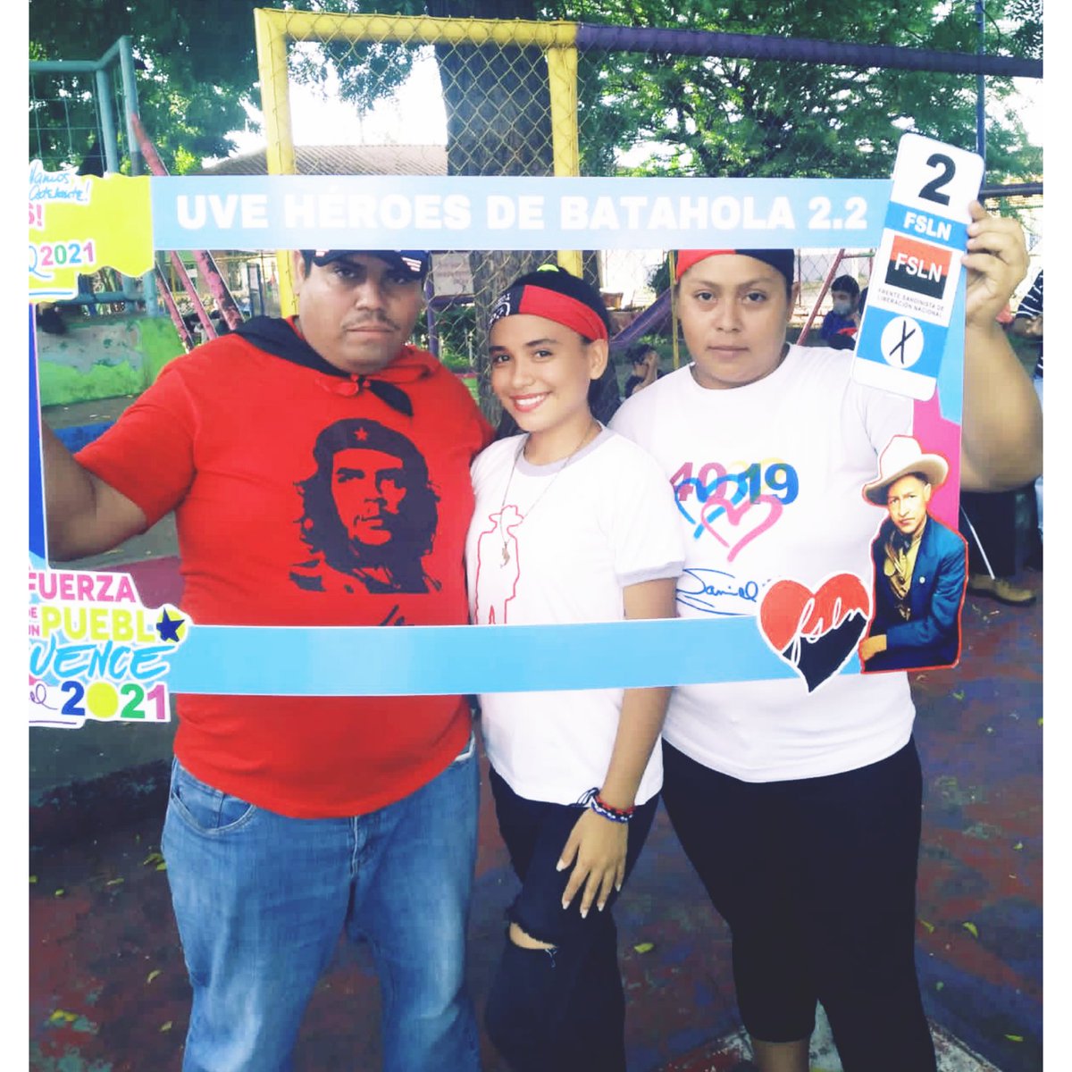 RoxyRodrguez11's tweet photo. Ya es oficial la apertura de nuestro partido F S L N✌️ Seguimos Contrullendo Un Mundo De Paz ❤️🖤 https://t.co/hRUz8DRmtG