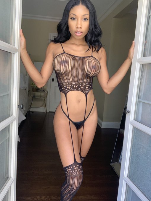 Front or back? https://t.co/puKnmcrBWu