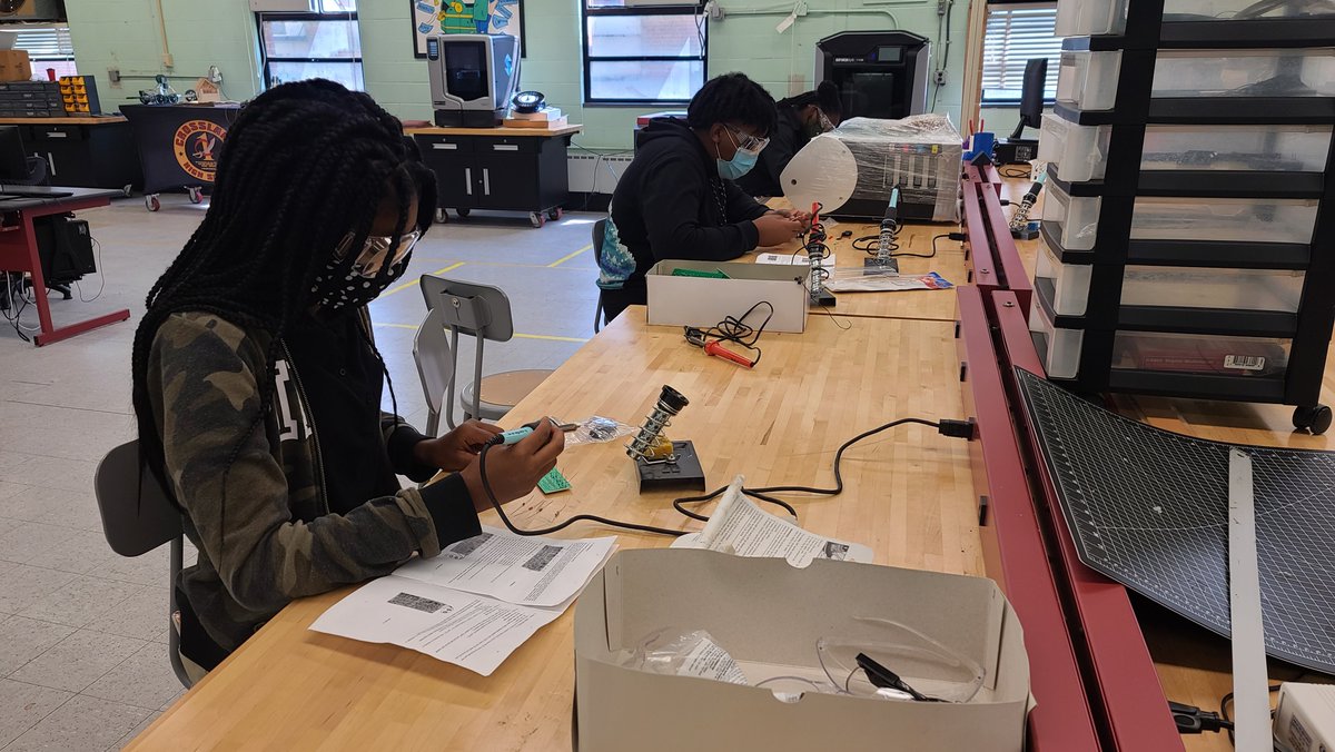 Crossland PLTW Engineering tweet media