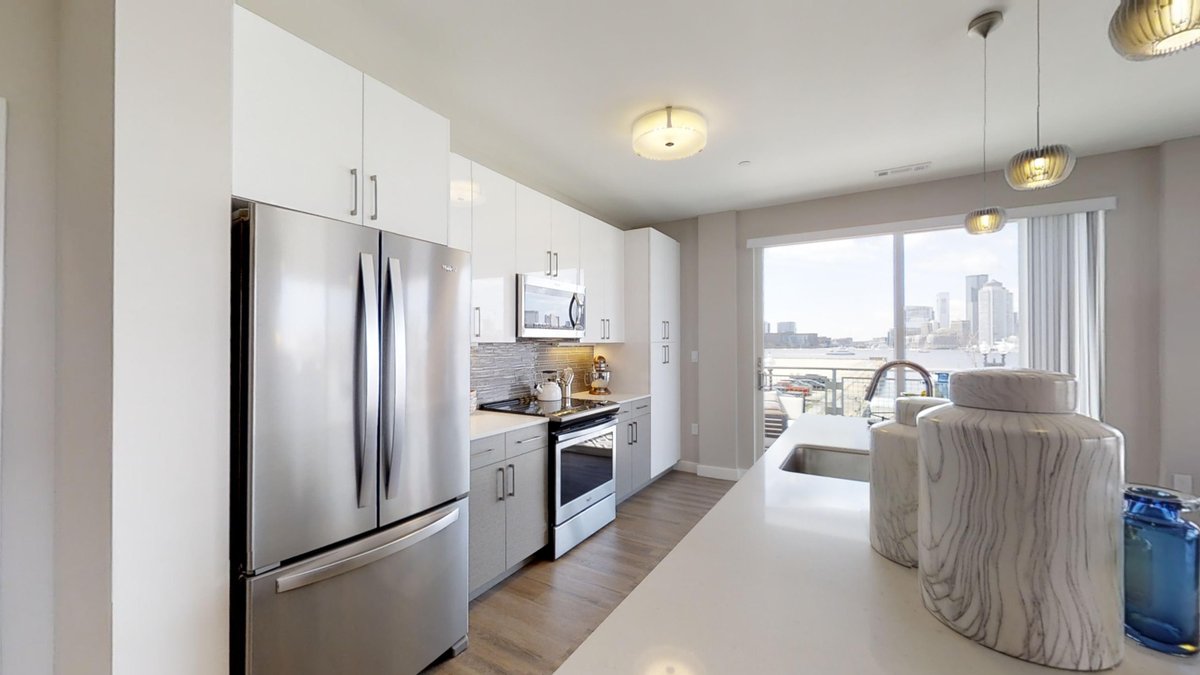 PortsideEPier's tweet photo. Imagine sipping your morning tea and gazing out at that view - every day of the week! Visit the link in our bio to schedule a tour, and make Portside at East Pier your new home.
#PortsideatEastPier #GoEastPier #EastBoston https://t.co/jlflNGoQJy