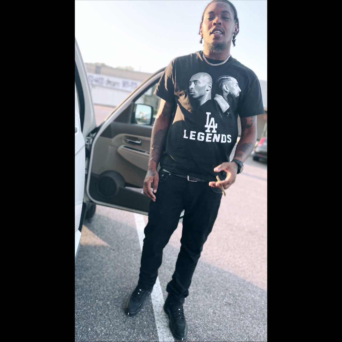 Jon Jon 🦍 tweet media