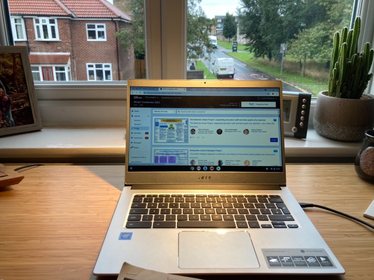 HR_SLT's tweet photo. Laptop✅ snacks✅view✅ all set for @RCSLT conference https://t.co/UCEZJV3Gdq