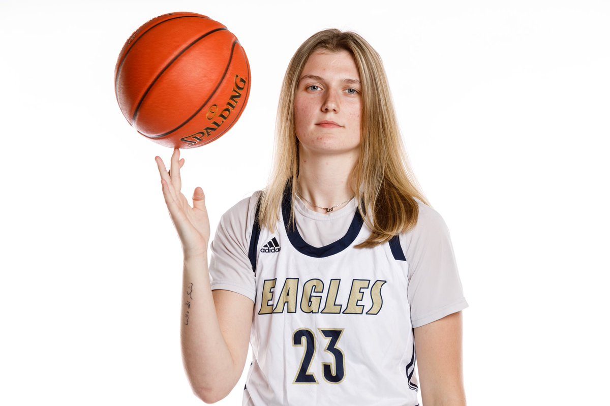 you are your only competitor 🧑🏼‍🦯 <a href="/casey_engler/">Casey Engler</a> <a href="/TFCWBB/">Toccoa Falls Women's Basketball</a> #freshmanyear