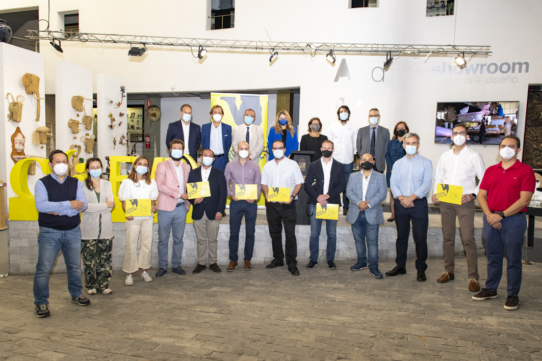 🏆 Y los ganadores del Premio Emprendedor del Mes son... 👉

👉 Abril: <a href="/longseq_info/">LongSeq Applications</a>
👉 Mayo: <a href="/IeLevante/">IE Levante</a>
👉 Junio: <a href="/Replastic2/">Replastic</a>
👉 Julio: #SKINVITY
👉 Agosto: <a href="/felixgarcia/">Félix J. García</a> #BleeckerTechnologies 
👉 Septiembre: #Flowgy

¡Enhorabuena a todos! 👏

institutofomentomurcia.es/web/portal/-/s…