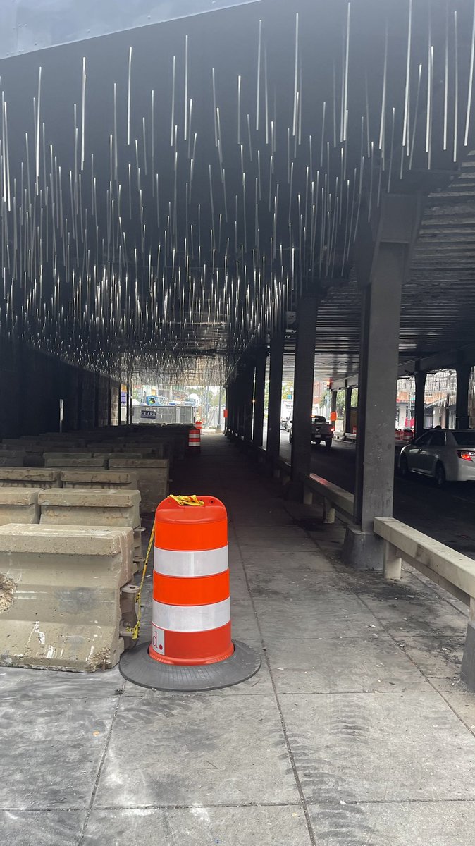 DCHomos's tweet photo. There is less than half of the sidewalk space there used to be. This was never about “accessible” spaces. This was about hiding a serious problem the city has and refuses to address properly. Instead people are being punished for experiencing homelessness. https://t.co/CVkFPVtsTu