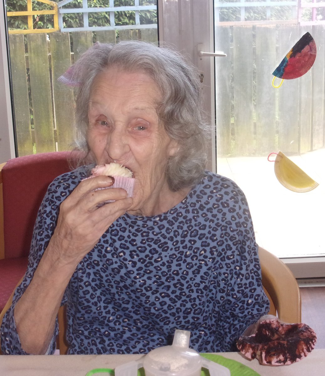 MonarchHC's tweet image. This weeks blog post is now up, its all about our homes activities on Macmillan Coffee Morning.

monarchhealthcare.co.uk/worlds-biggest…