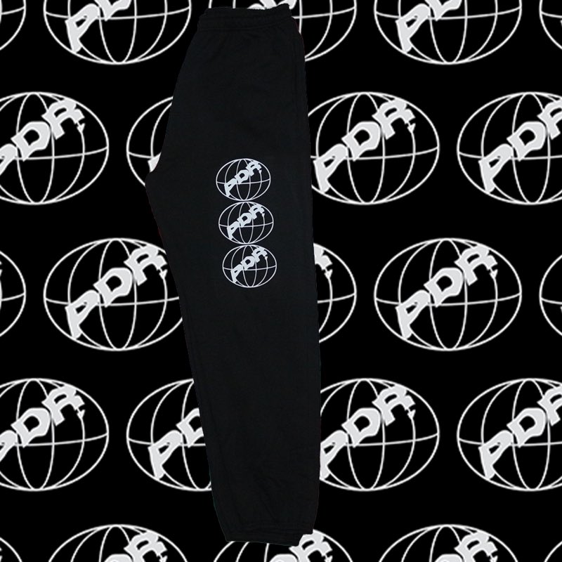 SoplaElGrip's tweet photo. Y’all Ready For Fall? 🍁🍂 Cause We Are … PDR SWEATSUITS Are Now In Stock !!! More Colors On The Way !!! ONLY ON https://t.co/2hq2XpP5gl !!!
#PDRWORLDWIDE https://t.co/AOf75Z3kQl
