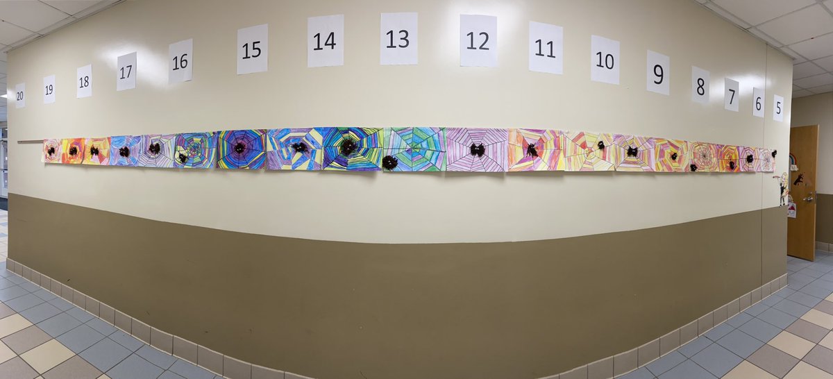 3rd grade finished up warm and cool color spider webs just in time for🎃👻🕸🕷<a href="/Creekvw_Tweets/">Creekview Elementary</a>