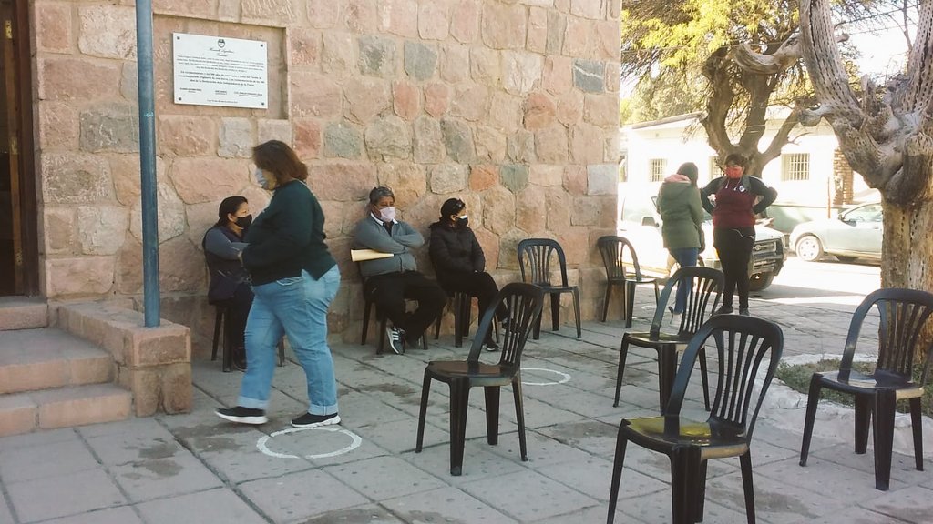 SalvatierraKike's tweet photo. Seguimos llevando soluciones a todos los rincones de Tucumán.

En este momento los equipos de @ansestucuman están en Bella Vista y Amaicha del Valle.

Mañana seguimos en Amaicha y el jueves estaremos en El Timbó y Los Puestos.

#SomosANSES
#ReconstruccioónArgentina ⬆️ https://t.co/ViVpTai0av