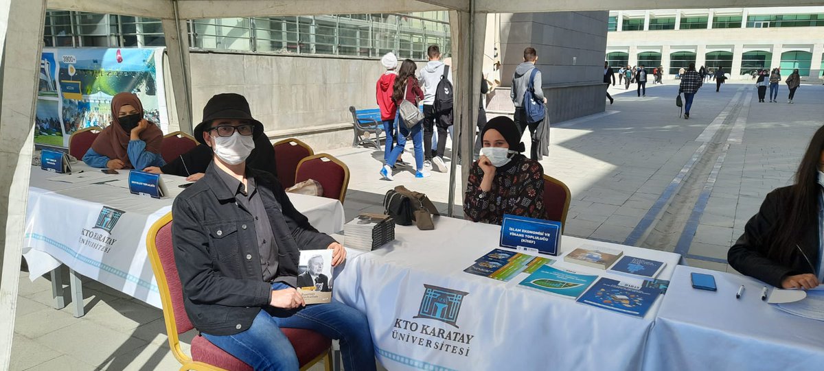 📍Topluluğumuzun standından kareler☺️
Herkesi bekliyoruz 😊
#ktokarataydaetkinlik
#kisef