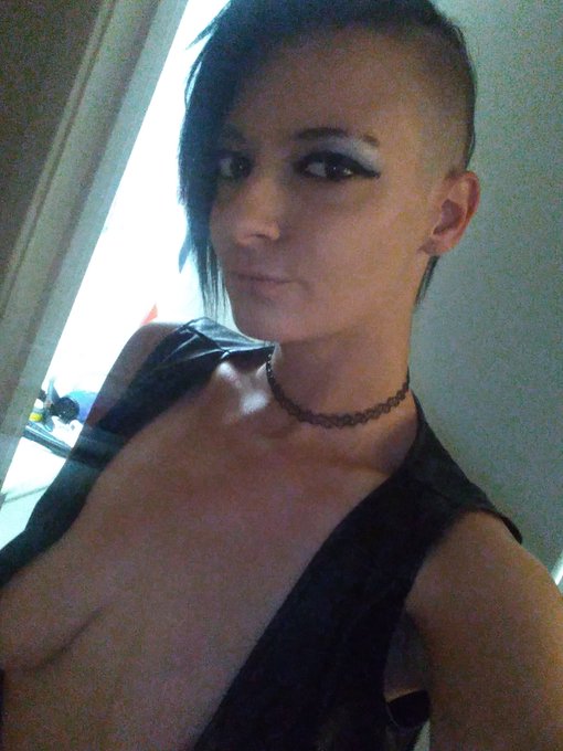 Good morning my little ghouls... #sarashangrila #professionalswitch #proswitch #switch #alternative #bdsm<a href="/tag/sarashangrila"class="tags">#sarashangrila</a><a href="/tag/bdsm"class="tags"><span>#bdsm</span></a><a href="/tag/fetish"class="tags"><span>#fetish</span></a><a href="/tag/tittytuesday"class="tags"><span>#tittytuesday</span></a><a href="/tag/switch"class="tags"><span>#switch</span></a><a href="/tag/alternative"class="tags"><span>#alternative</span></a>