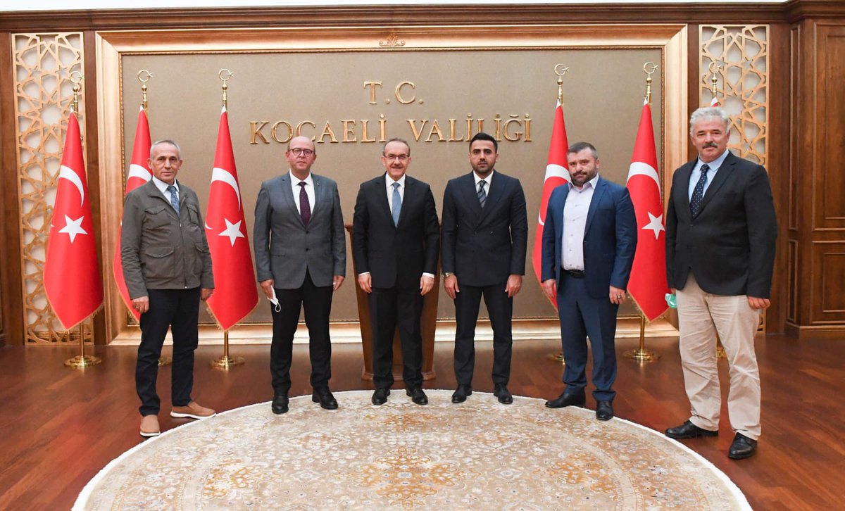 SeddarYavuz's tweet photo. Ülkemiz genelinde meydana gelen yangın ve sel felaketinden etkilenenlerin yaralarını sarmak üzere düzenlenen kampanyaya sundukları katkıdan dolayı Lastik-İş Sendikası Genel Başkanı Alaaddin Sarı ve Yönetim Kurulu Üyelerine teşekkür ederim. https://t.co/B0bA7eyZq3