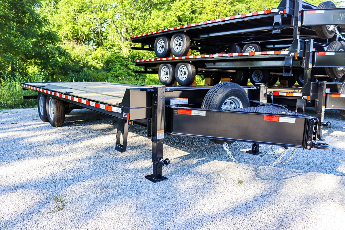 RentPremier's tweet image. Need a trailer? We've got you covered.

Equipped with stake pockets for tie downs, 8 heavy duty d-rings and slide out ramps, our Deckover trailers are ready to work.

rentptr.com/equipment-trai…

#deckover #deckovertrailer #equipmenttrailer #trailer #trailerrental #haul #equipment