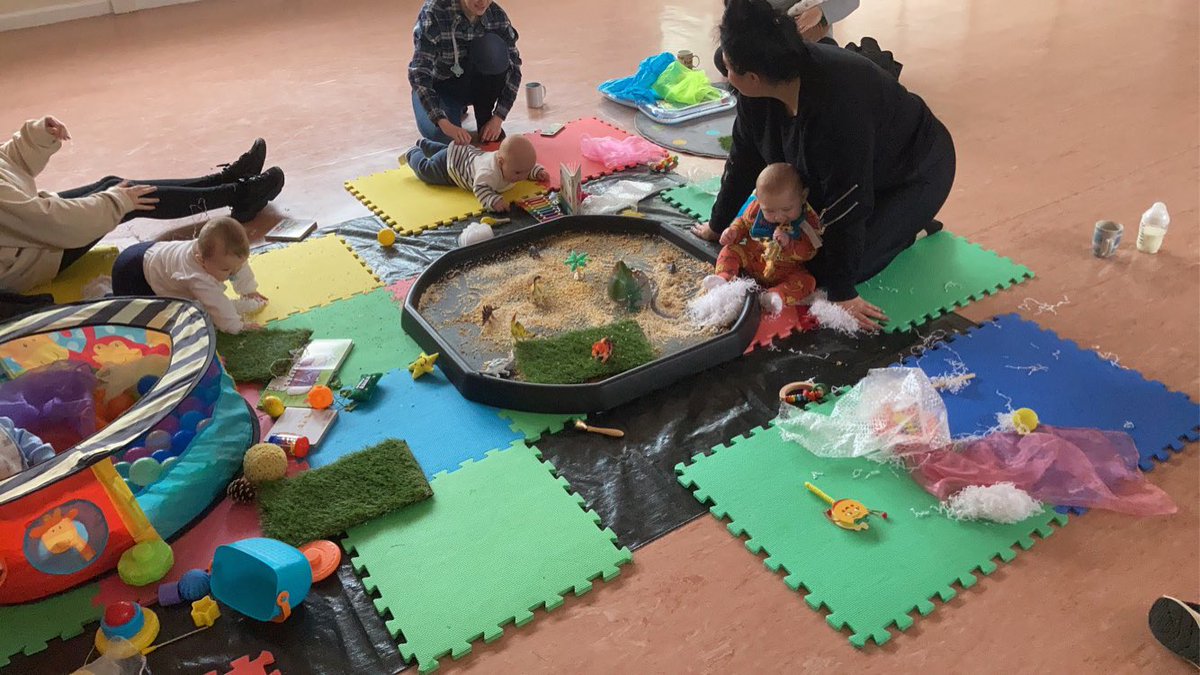 natmarks1986's tweet photo. What a beautiful morning with the most happiest of babies π₯° nothing brings me more joy than adults being able to relax in an informal environment whilst just being at one with their beautiful babies π
.
.
.
#northmanchester #babymassage #oldam #classesforbabies https://t.co/v5Np27zBv0