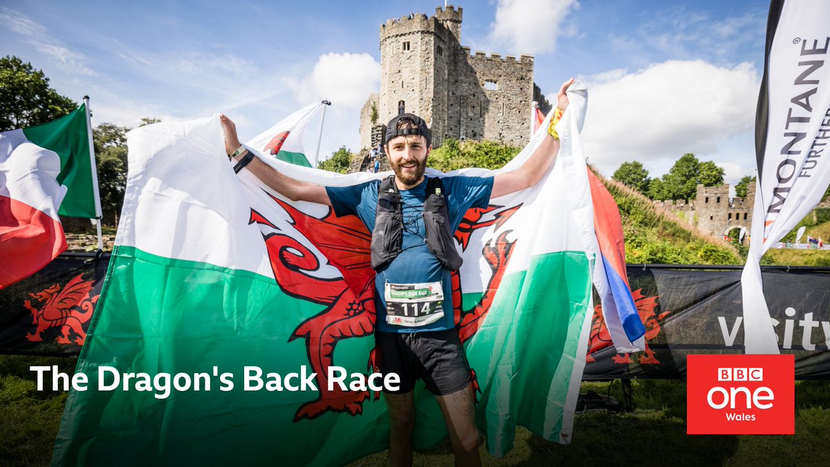 BBCWales's tweet image. ⛰ It attracts athletes from across the globe.

🏴󠁧󠁢󠁷󠁬󠁳󠁿 This year, Welsh runner Simon Roberts rose above them all.

🆕 The Dragon's Back Race
📺 Sunday, @BBCOne Wales, 4.45pm