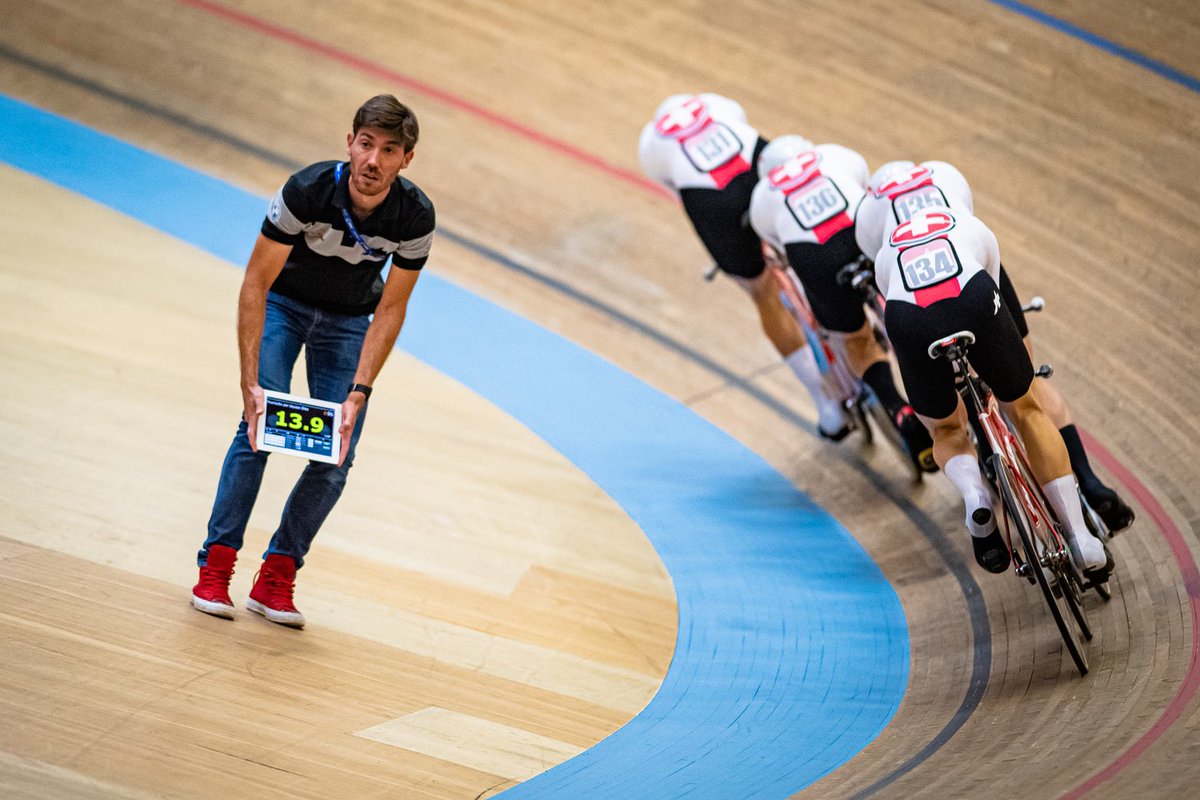 Swiss Cycling (@swisscycling) on Twitter photo 🔥coming in HOT!🔥 3:53.398 - NEW TRACK RECORD and 1st place in the Qualifying at the <a href="/UEC_cycling/">UEC Cycling</a> #EuroTrack21 here in Grenchen!🙌🏽😎 Well done boys! #TeamPursuit
📸: <a href="/frontalvision/">frontalvision.com</a> | Arne Mill 🔥coming in HOT!🔥 3:53.398 - NEW TRACK RECORD and 1st place in the Qualifying at the <a href="/UEC_cycling/">UEC Cycling</a> #EuroTrack21 here in Grenchen!🙌🏽😎 Well done boys! #TeamPursuit
📸: <a href="/frontalvision/">frontalvision.com</a> | Arne Mill