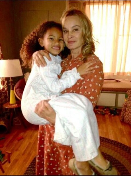 ً (@hourlyasylum) on Twitter photo 