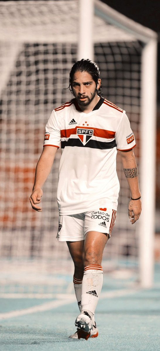 MisterFrancooo's tweet photo. O LOBO VAI COMER TEU CU?

#OLOBOVAICOMER https://t.co/mjjEGevfS8