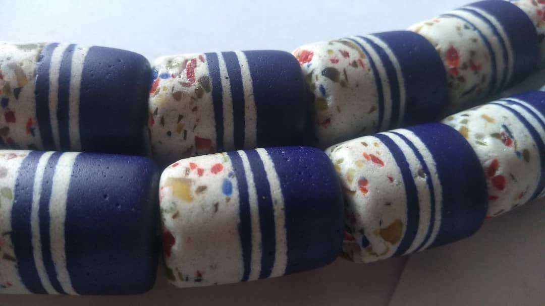 BeadsAfrican's tweet photo. Latest addition to my #etsy shop: 9 Large African Beads Ghana Krobo Recycled Glass Tubes Handmade, for Beading/Crafts, Cobalt Blue/White https://t.co/1om9T6CHUq #cube #yes #glass #centerdrilled #blue #jewellerymaking #africanbeads #ethnicbeads https://t.co/3xsAhgubZe