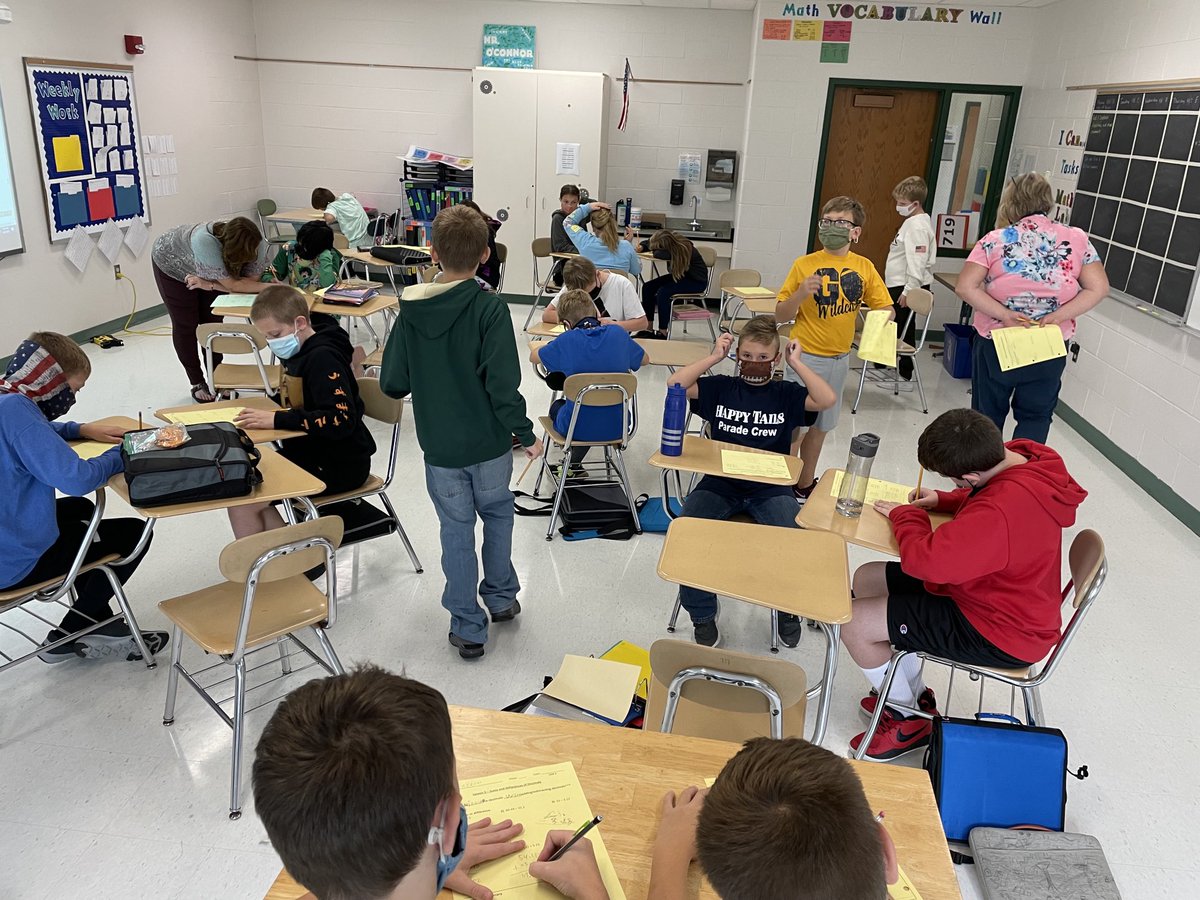 cbrownmwcsd's tweet image. Met these students when they were in third grade. Now they are at ⁦@MwMiddle⁩. They have grown and so have their math skills!