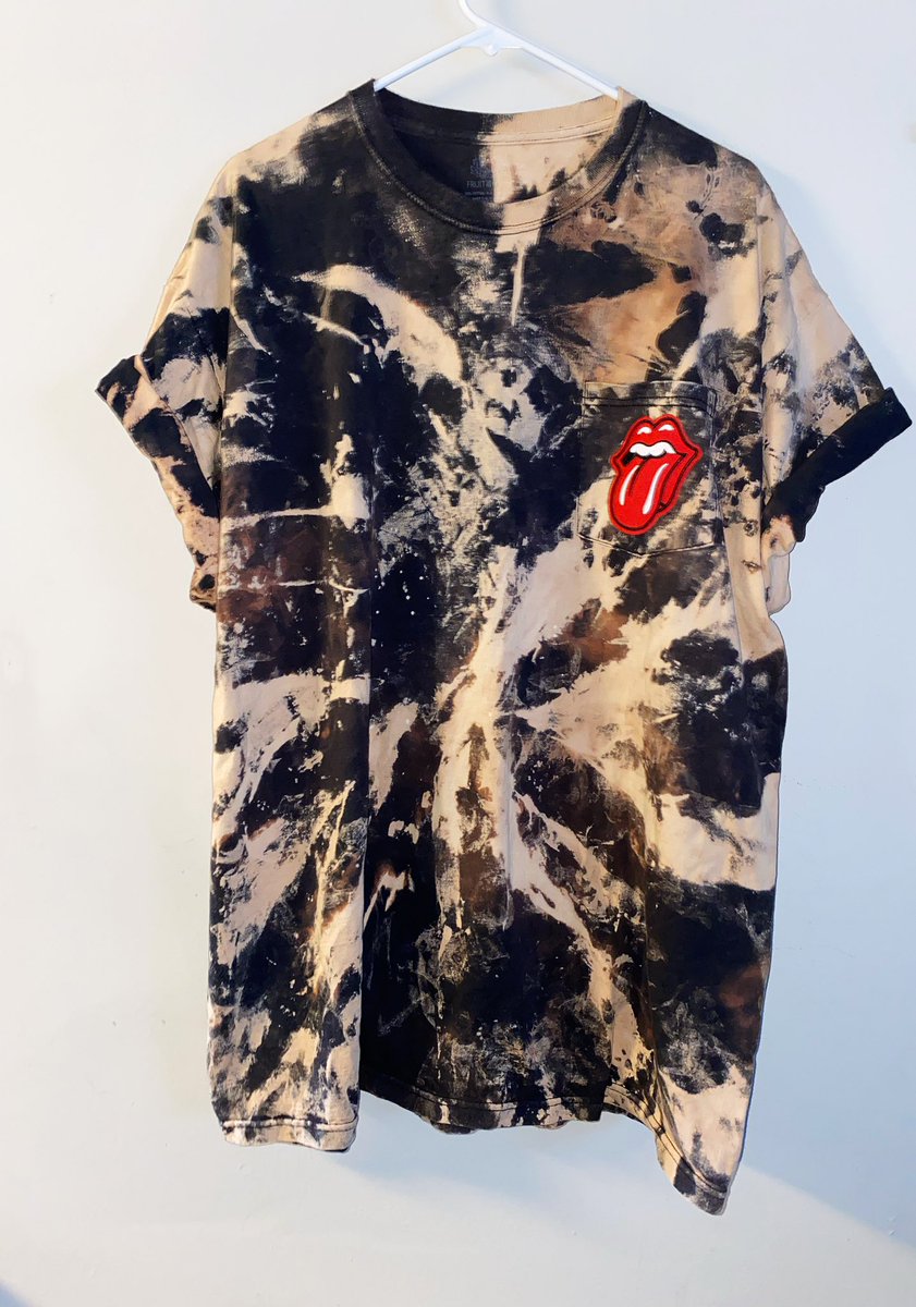 🧿 Happy Tuesday, friends! My gf and I are driving to Texas from Virginia next month so we would LOVE to make some sales to help fund the trip! Check out these new tees and all the other cuties in the shop rn! 🧿

• achromatizedthreads.bigcartel.com