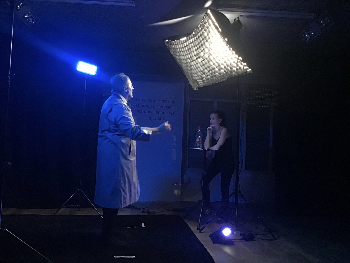 LaCasaCalba's tweet photo. 🎥 Continuem amb les gravacions d’escenes que es projectaran al #pullandplay de la #companyiasonora molt prompte! 

Amb el president d’@Apesorga93, José Juan, Silvia Lorente, intérpret de llengua de signes i @andreusignes, director del documental.

🎟 https://t.co/GrOY6biOrF https://t.co/RwRML9jKji