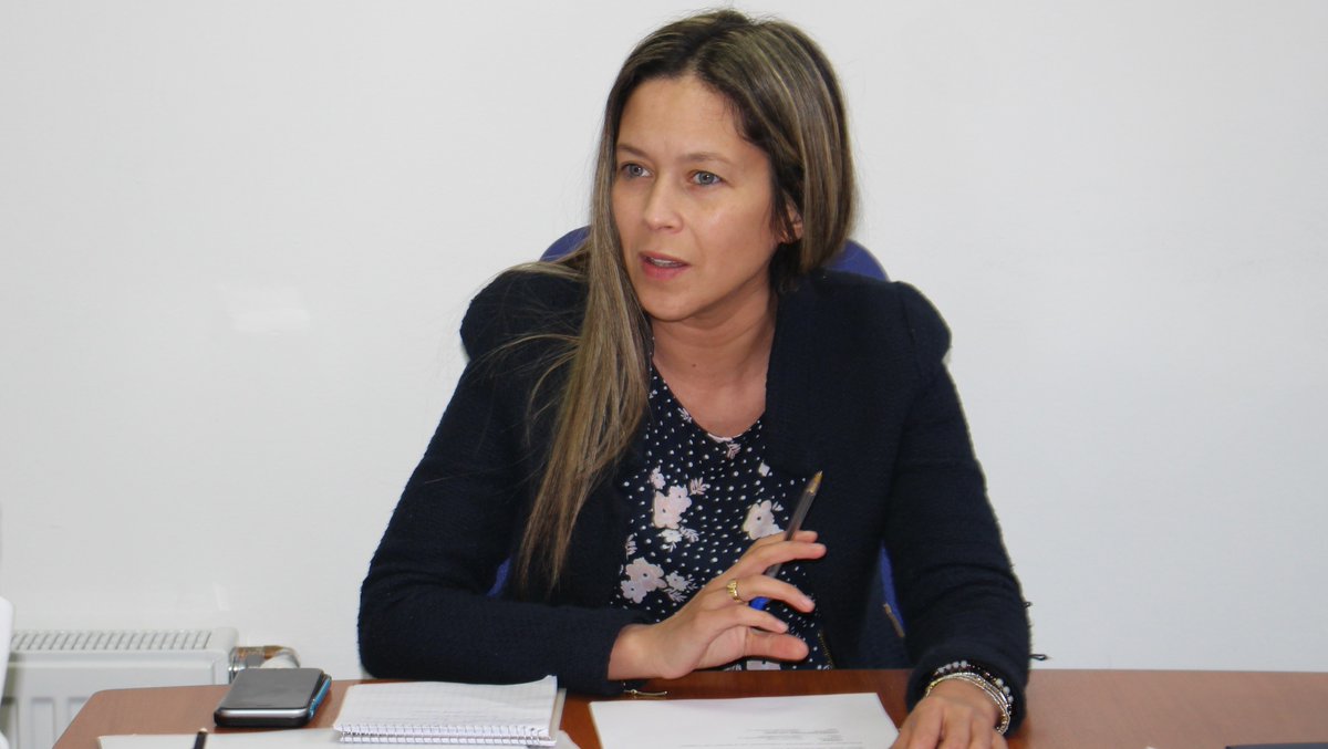 🟣Ahora, la seremi <a href="/VSchiattino/">Victoria Cortes Schiattino</a> conversa con <a href="/faraonica/">Faraonica_Fm_105.7</a> de #PuertoNatales difundiendo las medidas del <a href="/GobiernodeChile/">Gobierno de Chile</a> para aumentar la participación laboral femenina que ha logrado la reincorporación de más de 6 mil mujeres trabajadoras en la zona, según el último informe INE 🙌