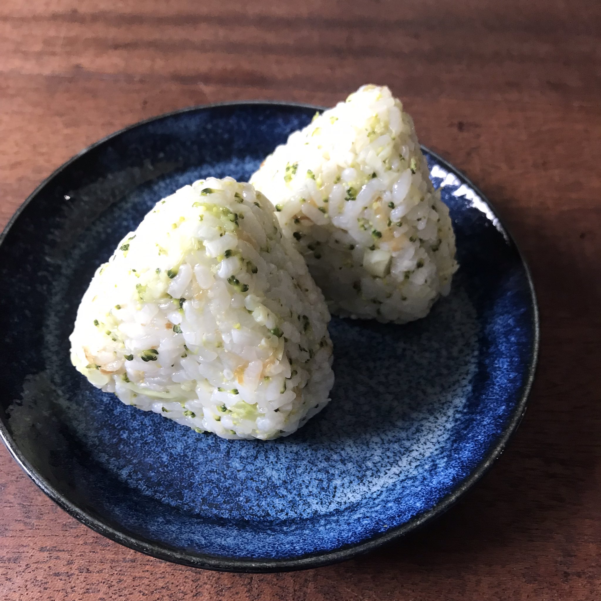 山本ゆり Syunkon レンジは600w ブログを更新しました 幼児食 野菜苦手な息子がコレならバクバク食べるおにぎりです ブロッコリーおかかおにぎり ほうれん草しらすおにぎり T Co 7iyhpfi2ii T Co Fyv2gfr4oa Twitter