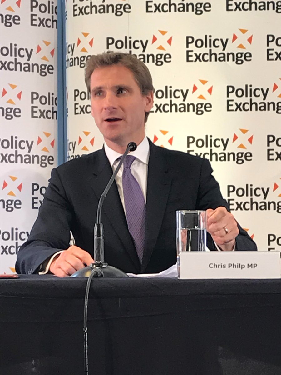 RobertAJMcLaren's tweet image. An ebullient panel on #DigitalEconomy with the new Minister for Digital @CPhilpOfficial – it’s clear the Minister lives and breathes his brief. As I disused with Chris and his team #Accessibility  #AssisitveTechnology represent a huge economic opportunity!