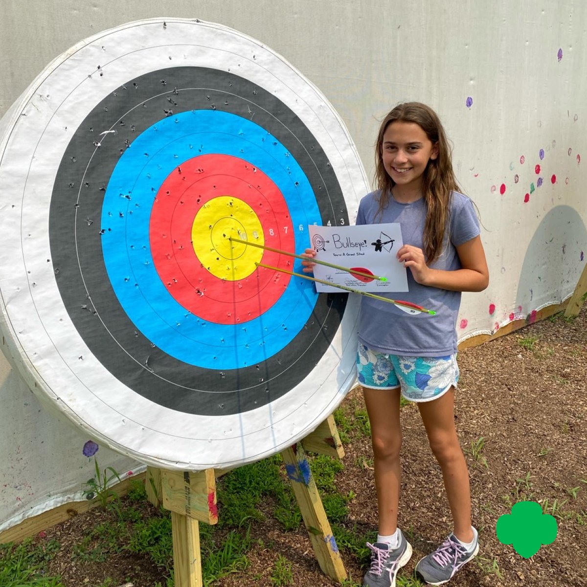 Who doesn’t love the outdoors? 🏕️We're excited to see those who registered this  weekend for Badge Blitz at camp! We’re going to explore art🖌️, games, and maybe even some archery🏹 ! Did we mention you can earn two new badges? ✔️We will see you there! 💚