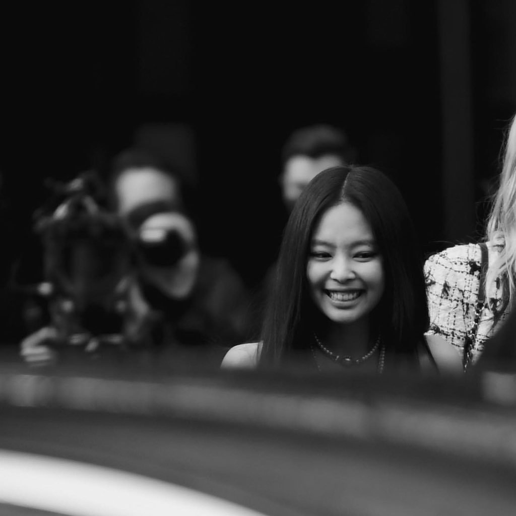the main event 
#JENNIEChanelPFW
