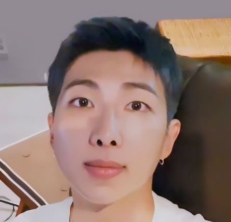 <a href="/BTS_twt/">방탄소년단</a> ITS LITERALLY HIM 😭