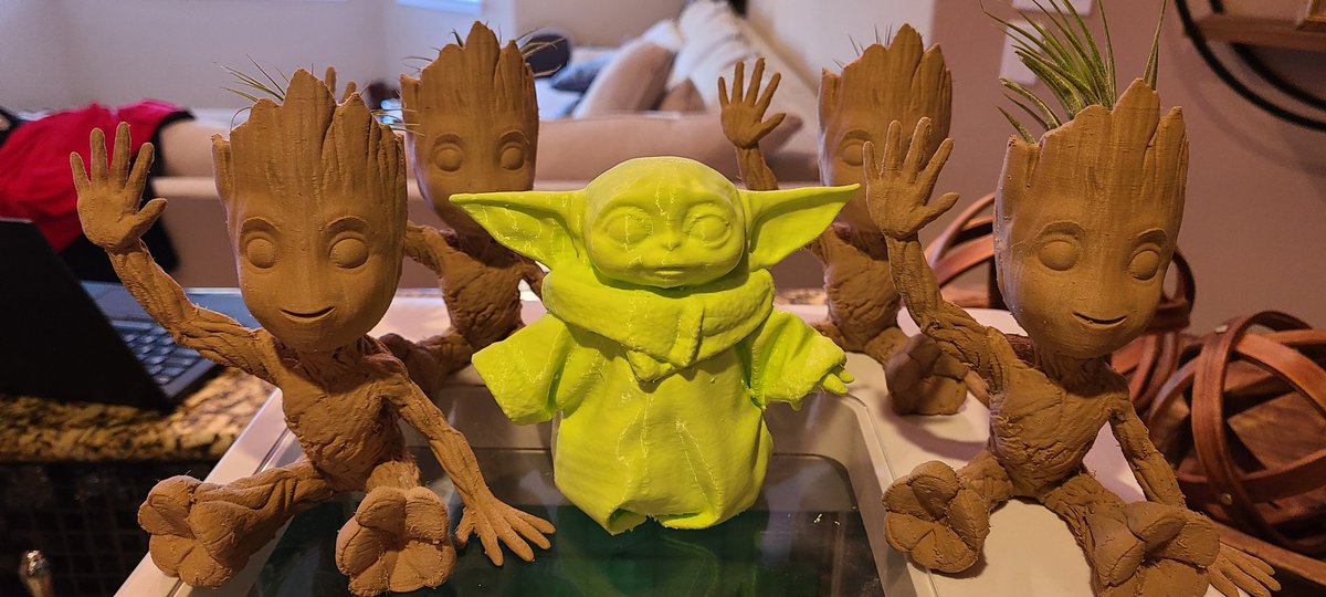 Baby Yoda wanted to join the Disney Party...

#mystemkits #robo3d #3dprinting