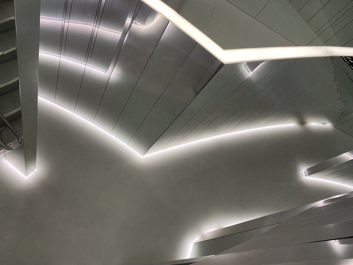 Check my visit on YouTube lnkd.in/d2yjmDik to <a href="/SuperblueArt/">Superblue</a> and this fantastic art / lighting installation by es devlin the name of this work is FOREST OF US #TheLightingLover #LightsInTown #LightingDesign #LightingDesigner #Lights