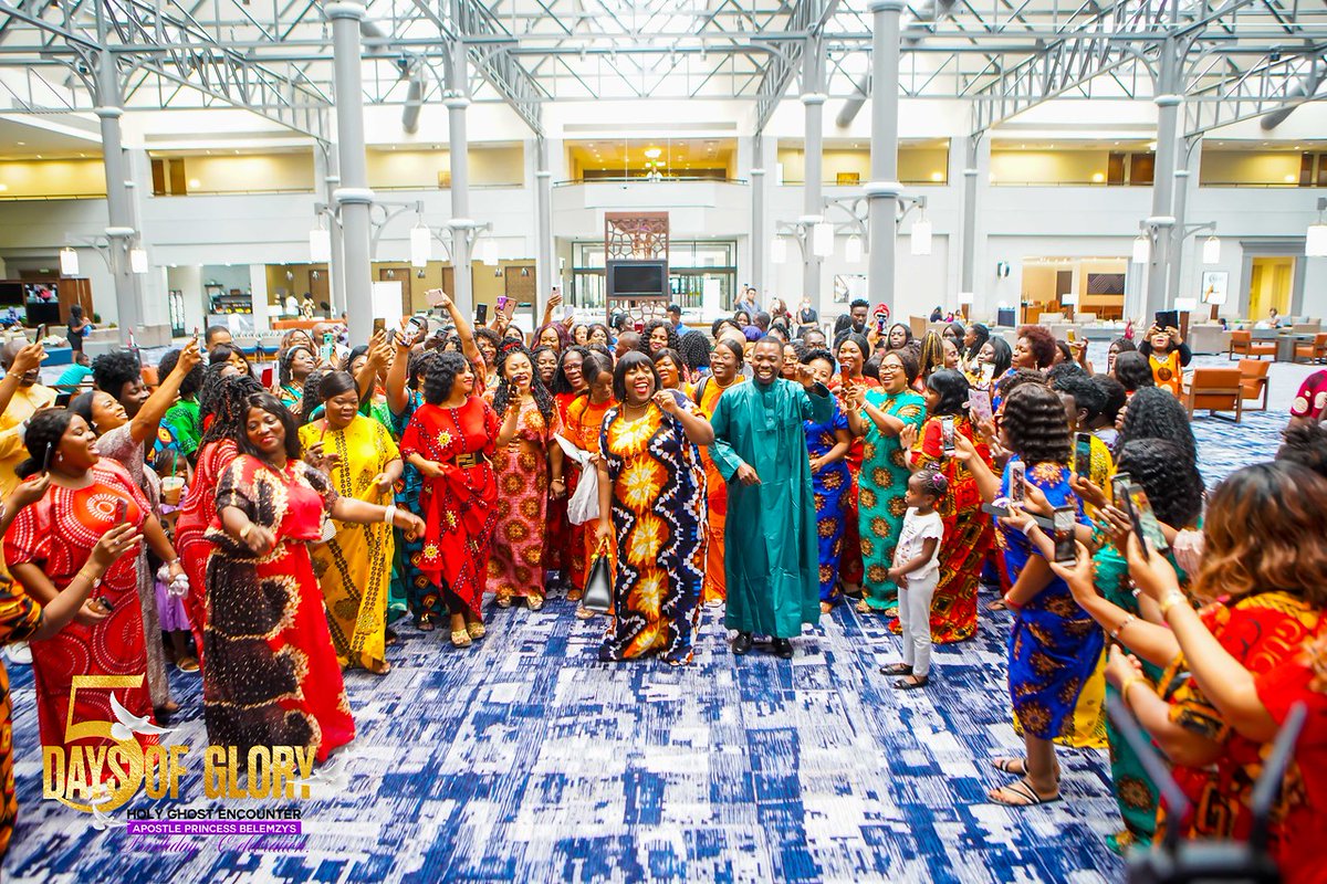 QueenBelemzy's tweet photo. DAY 5 OF 5 DAYS OF GLORY!! 
I gave EVERYONE colorful outfits for FREE. 
To God be the glory!
#ThankYouHolySpirit 
#5DaysOfGlory 
#HolyGhostEncounter 
#PrincessBelemzyMinistries 
#SchoolOfPower https://t.co/pYg19TbvFy