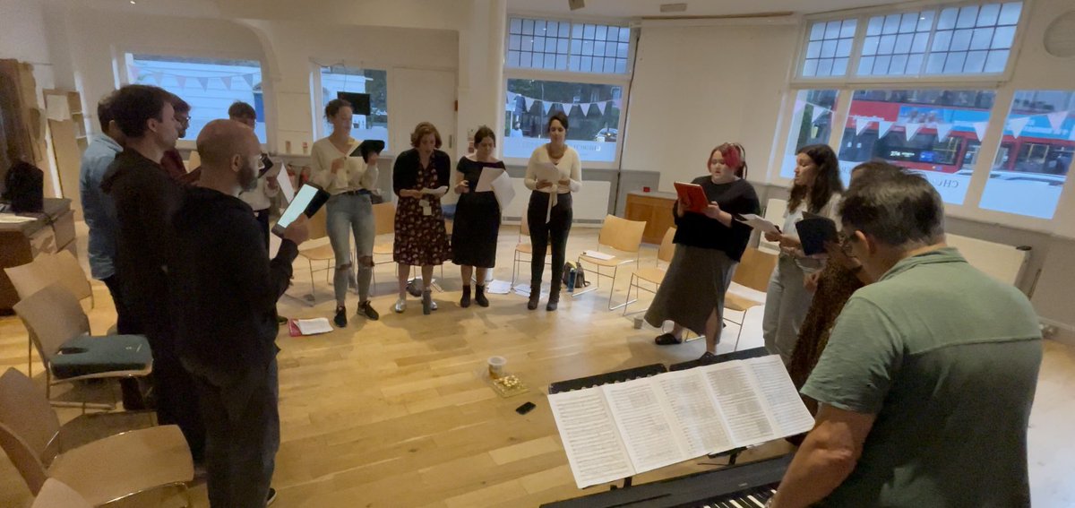 We’re rehearsing hard for our shows at <a href="/pizzajazzclub/">PizzaExpress Live</a> Soho on Sunday 5th December. Songs by James Taylor, LVP Christmas favourites, and new music by contemporary British songwriters.
We’re performing two full shows, lunch and evening. Tickets: 
pizzaexpresslive.com/whats-on/the-l…