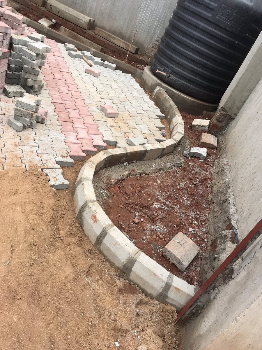 falsomconstruct's tweet image. 