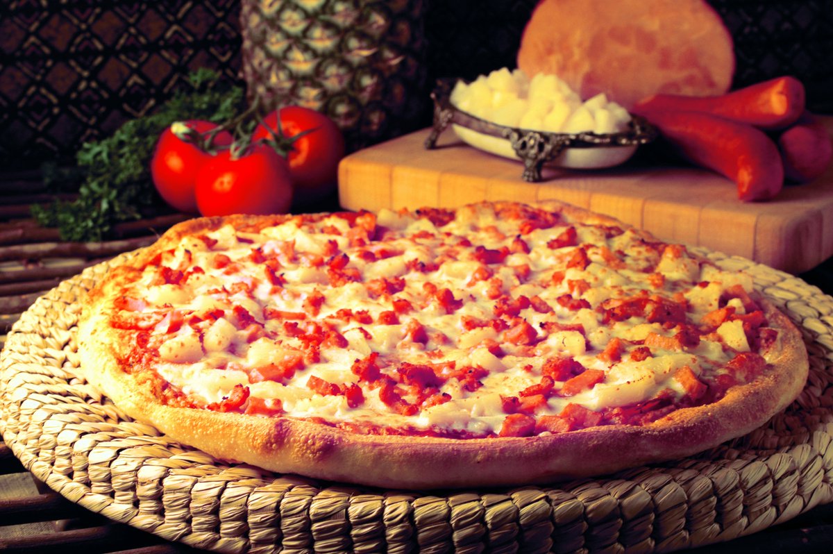 goddiespizza's tweet photo. Happy Tuesday Pizza Lovers! Come by any location and get your Tuesday Special for $6.99 plus tax. 
#Aylmer #Burford
#Cayuga #Clinton #Deepriver #Dresden #Delhi #Dunnville #Exetor #Fenelonfalls #Forest #Harrow #Hagersville #Glencoe #Minden #Mitchell #Norwich #Petrolia #PortRowan https://t.co/42Efxw0uL3