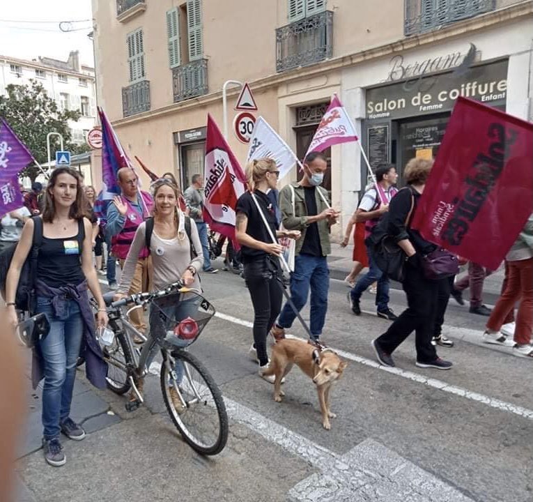 ps_var's tweet image. ✊🏼Nous étions ce matin à la manifestation intersyndicale à Toulon pour défendre les salaires, les emplois et protester contre la réforme des retraites et de l&apos;assurance chômage.

Plus de 2500 personnes issues de toutes les forces de gauche 

#NeLachonsRien 🌹