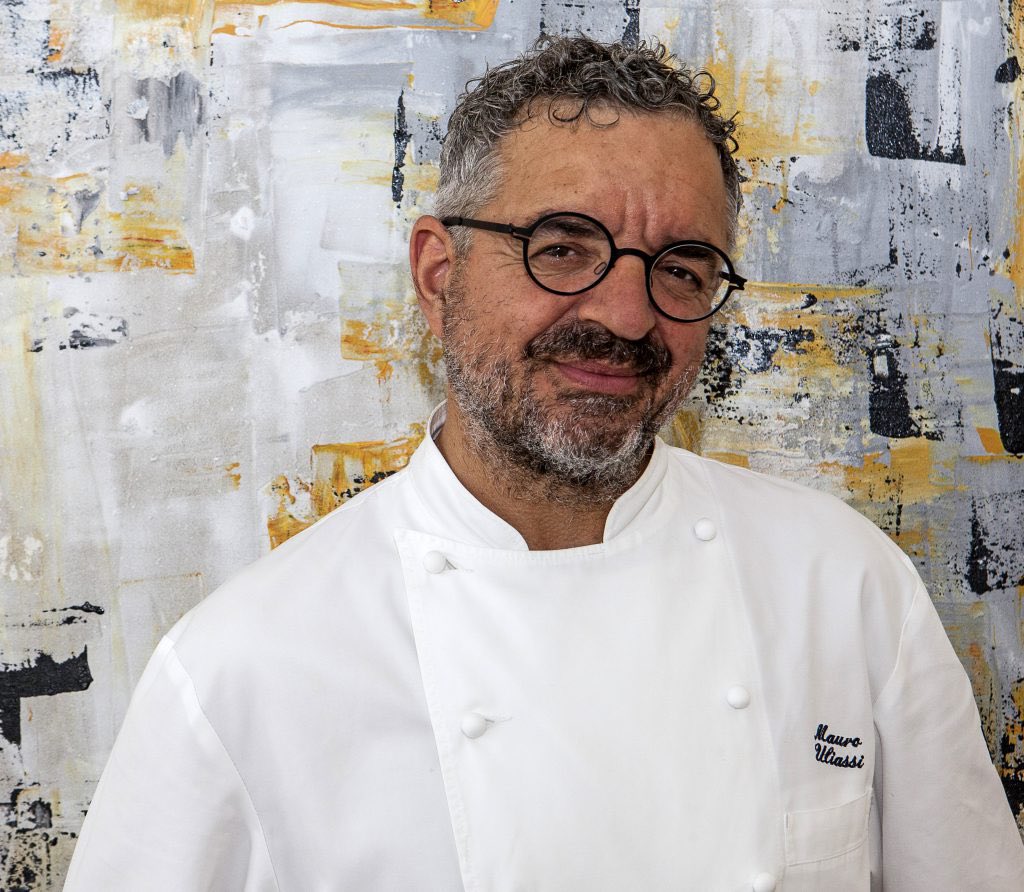 WineNewsIt's tweet photo. Dopo lo stop del 2020, @TheWorlds50Best torna oggi per svelare, da #Anversa, le posizioni da n. 50 alla n.1 dei migliori #ristoranti al mondo. L’#Italia già brilla con l’#Uliassi di @maurouliassi (n. 52) ed il #StHubertus di #NorbertNiederkofler (54), rivelati nei giorni scorsi https://t.co/Lce35oIukO
